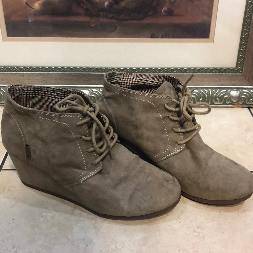 Basic brown cute wedge heel